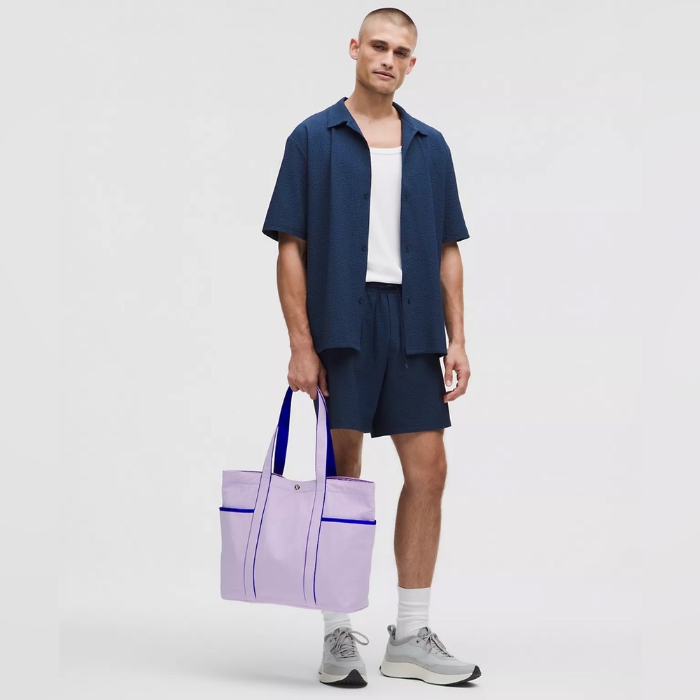 Lululemon Daily Multi-Pocket Tote Bag 20L- Lavender Frost/Galactic Cobalt